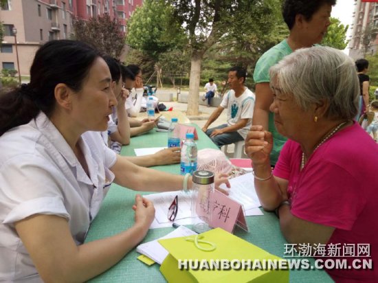 ��ɽ����ҽԺ��Ժ�ٰ������˿�������(ͼ)