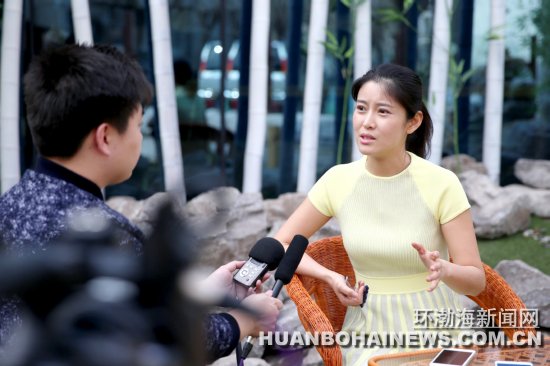 ��ɽ����Ա��ɯɯ:Ϊ��Ͷ����ͯϷ�������ҵ