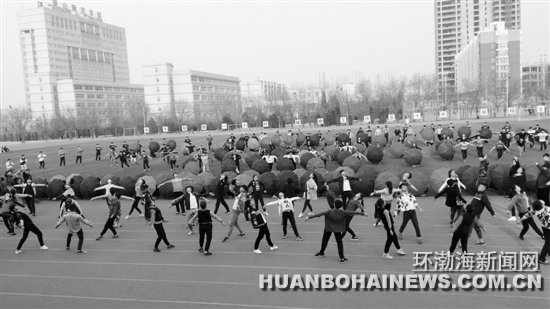 ��ɽ�������칫��4�·�ȫ��ѧ�׷�ʮ���¼�