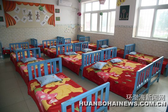 50�Ŷ�ͯ���͸�����׶�԰