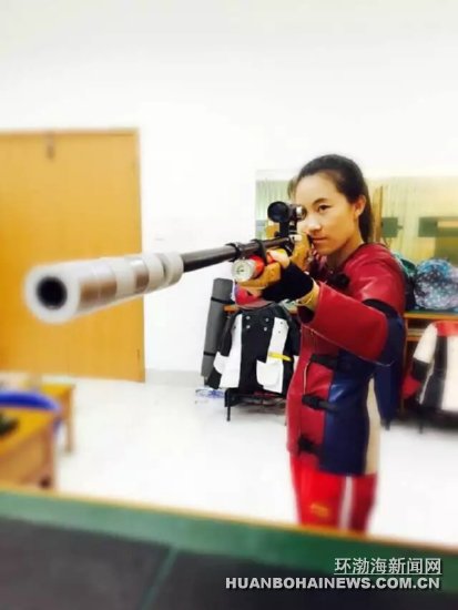 ��ɽ��У�������������������ھ����˼���