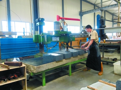 ������ۿڲ���5���� ��˰�ֿ���ڸ���� ��ֱ��58��ʯ����ҵ��Ǩ��ɽ