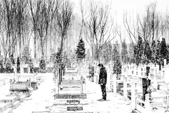 �þ�ͷ�������չ˸��׵��Ǿ���