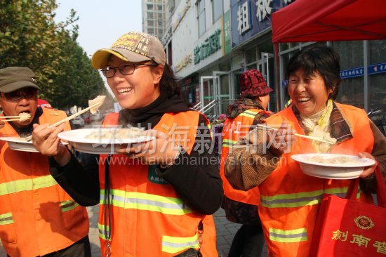 �������˳��ϡ����Ľ��ӡ�