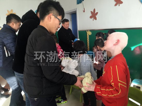 ��ɽ��������ҵ��ů����Ժ��ͯ