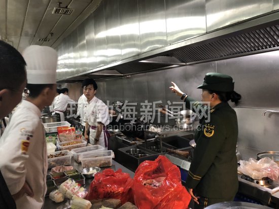 ��ɽ�����ٺ���Ȧ����������ȫ���� һ�̻������